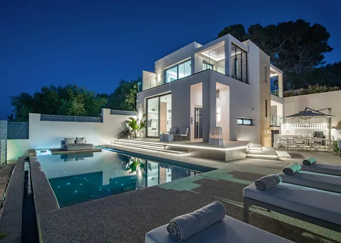Ventus Villa - A Luxury Sea View Retreat In Akrotiri