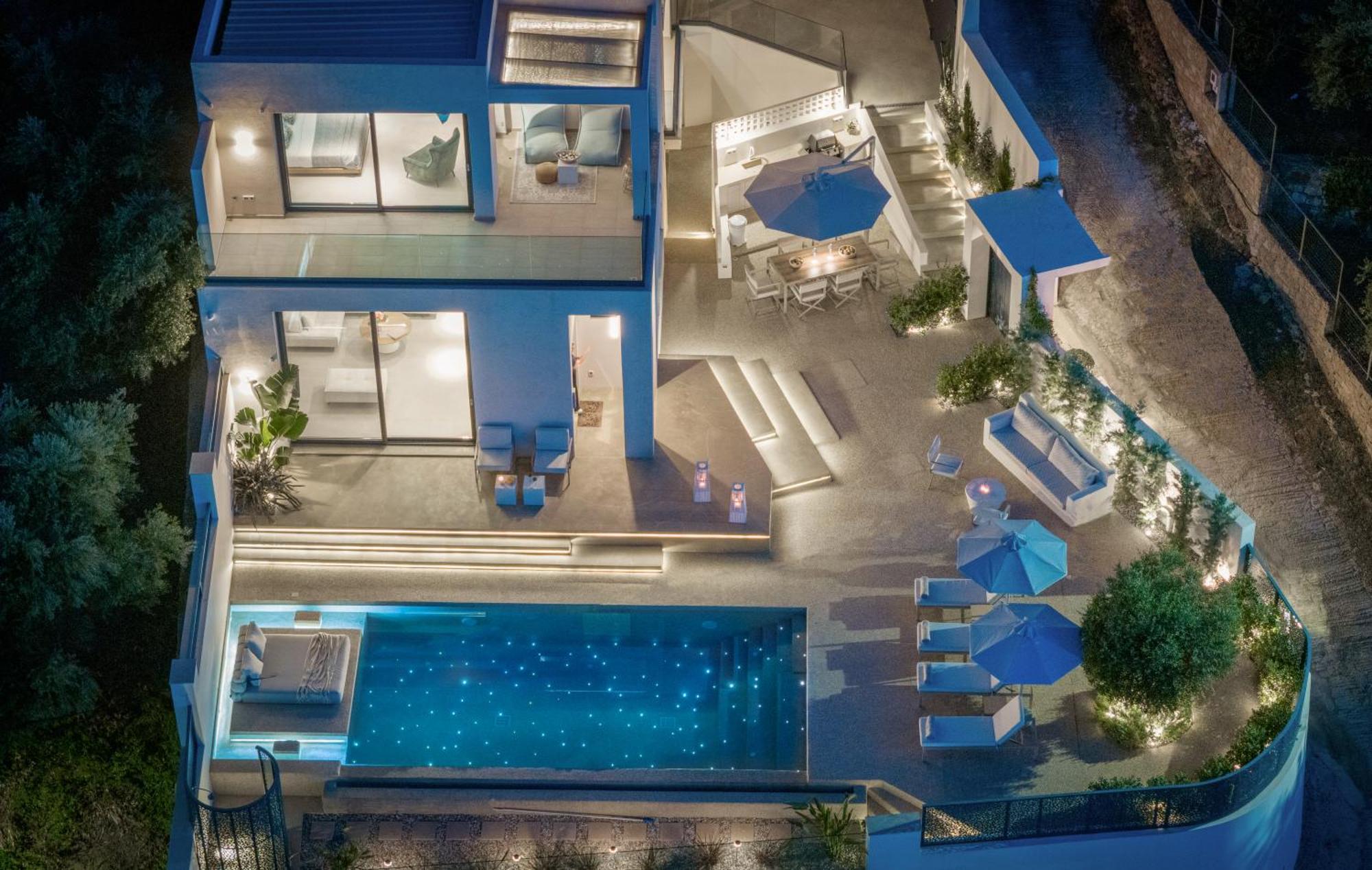 Ventus - A Luxury Sea View Retreat In Βίλα